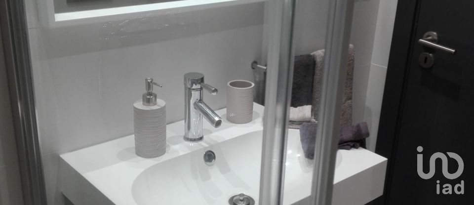 Boutique/Local commercial à Albufeira e Olhos de Água de 115 m²