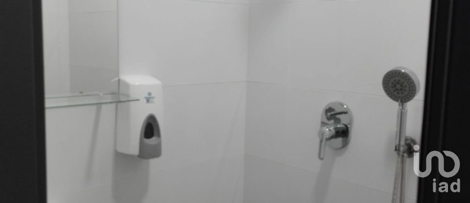 Boutique/Local commercial à Albufeira e Olhos de Água de 115 m²