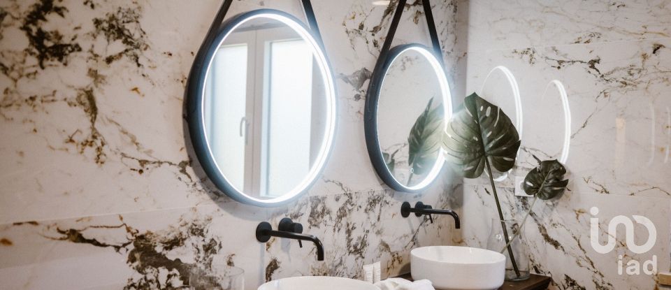 Moradia T4 em Charneca De Caparica E Sobreda de 170 m²