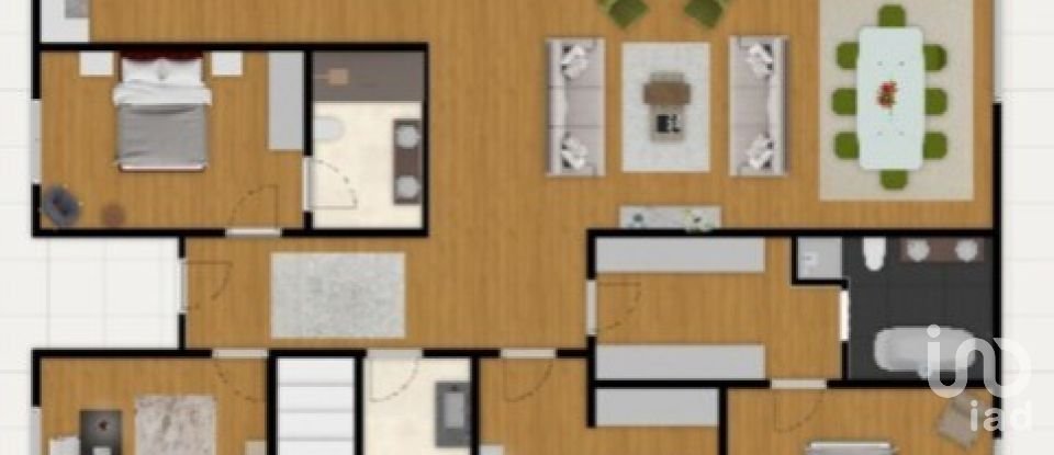 Moradia T4 em Charneca De Caparica E Sobreda de 170 m²