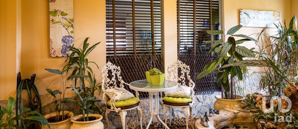 House T5 in Palmela of 360 m²