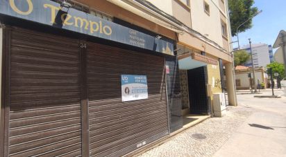Boutique/Local commercial à Portimão de 50 m²