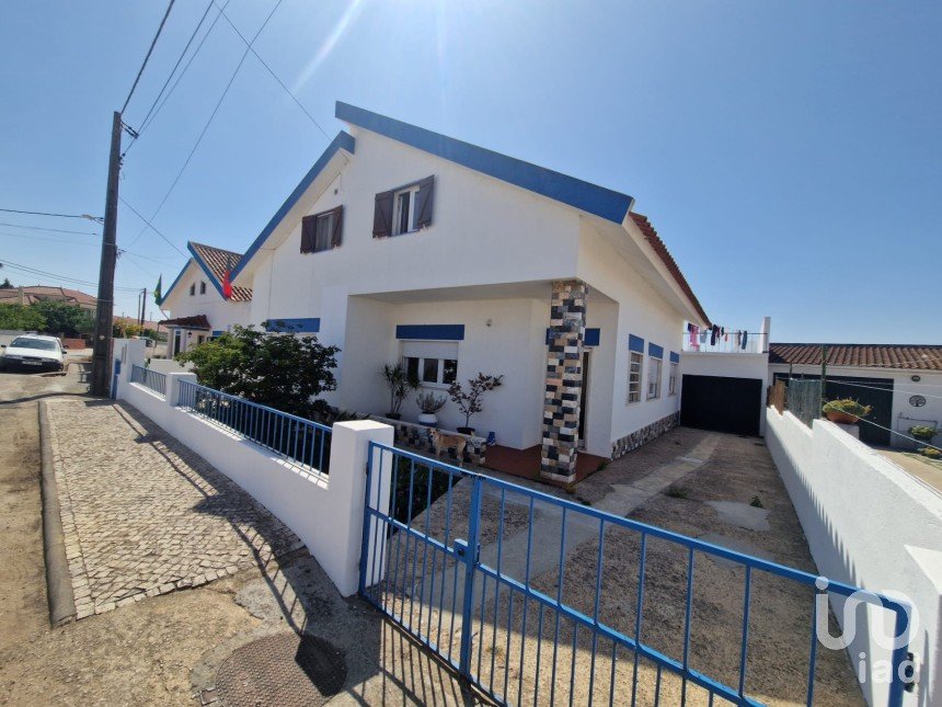 Moradia T4 em Peral de 225 m²