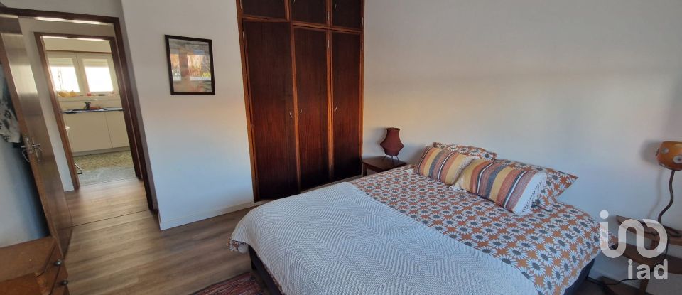 Moradia T4 em Peral de 225 m²