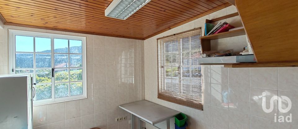 Boutique/Local commercial à Ribeiras de 159 m²