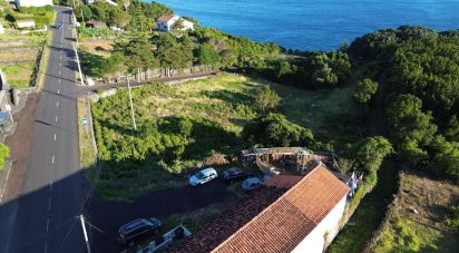 Maison T5 à Lajes do Pico de 279 m²
