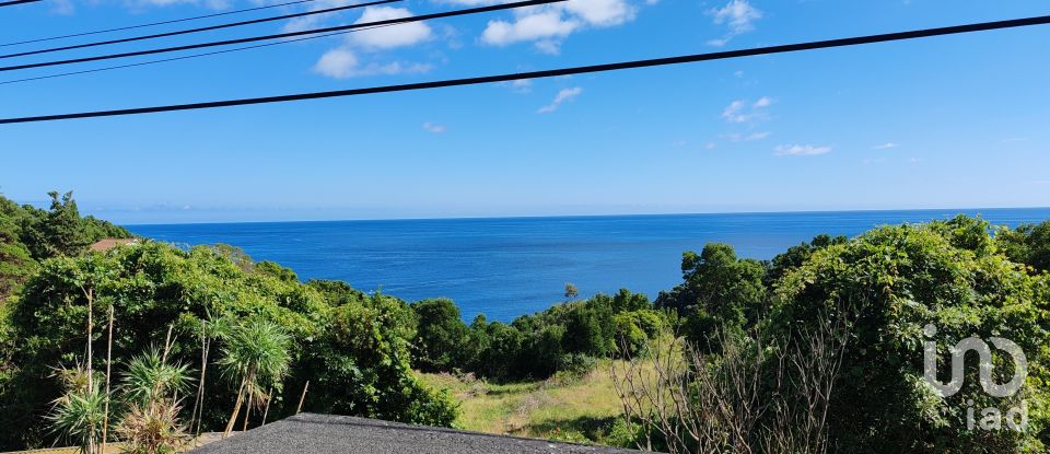 House T5 in Lajes do Pico of 279 m²