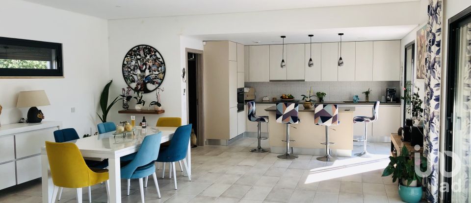 Moradia T3 em Carvalhal Benfeito de 271 m²