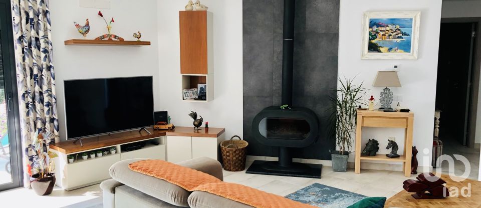 Moradia T3 em Carvalhal Benfeito de 271 m²