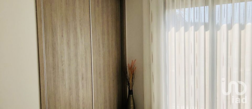 Moradia T3 em Carvalhal Benfeito de 271 m²