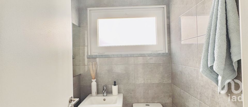 House T4 in Seixal, Arrentela e Aldeia de Paio Pires of 140 m²