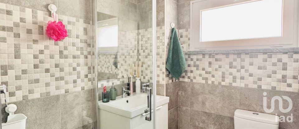 House T4 in Seixal, Arrentela e Aldeia de Paio Pires of 140 m²