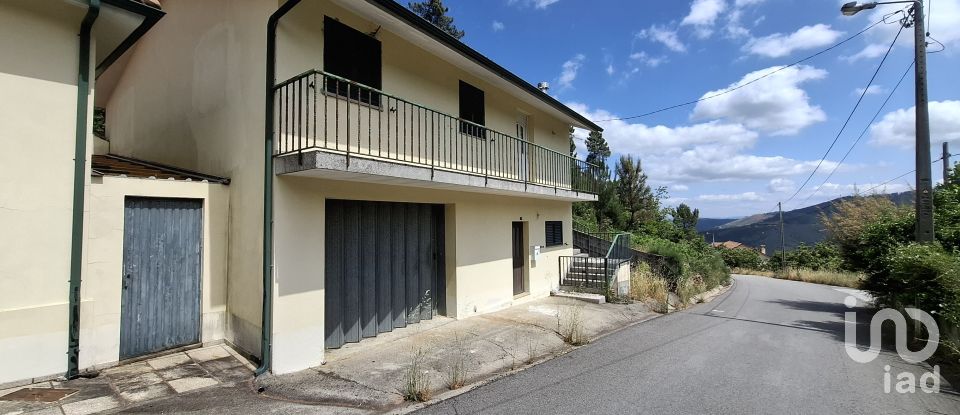 House T3 in Campeã of 399 m²