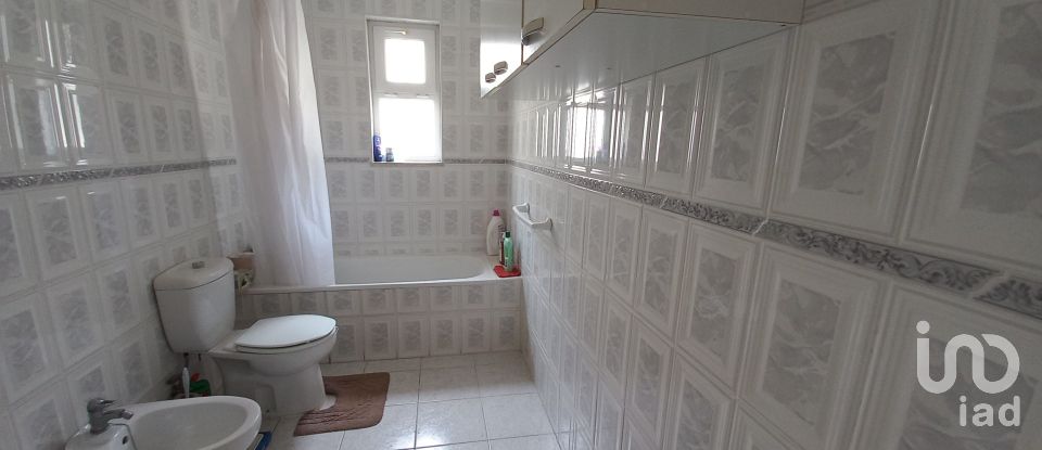 House T3 in Campeã of 399 m²