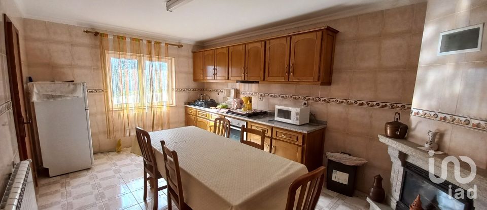 House T3 in Campeã of 399 m²