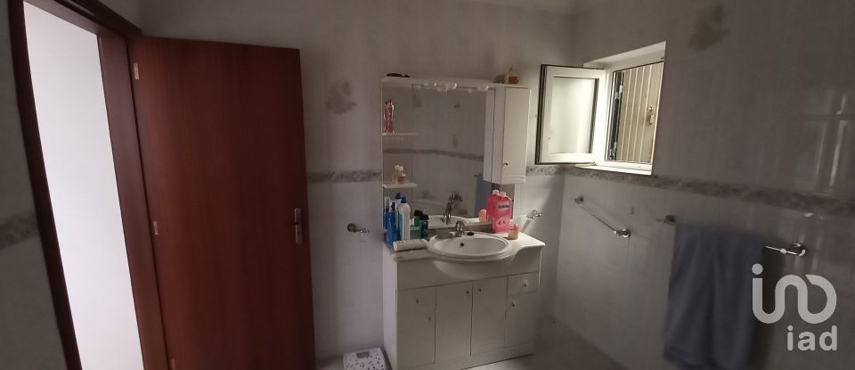 House T3 in Campeã of 399 m²