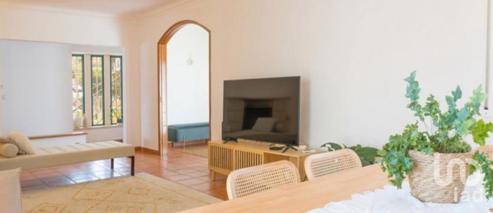 House T6 in Ribamar of 214 m²
