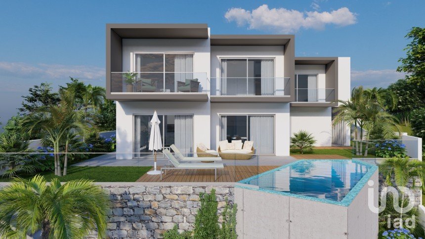 House T3 in Caniço of 149 m²