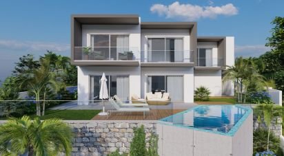 House T3 in Caniço of 149 m²