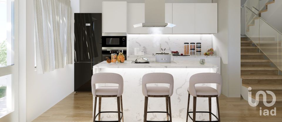 House T3 in Caniço of 149 m²