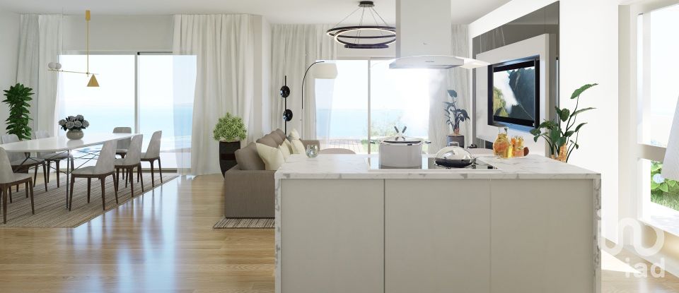 House T3 in Caniço of 149 m²