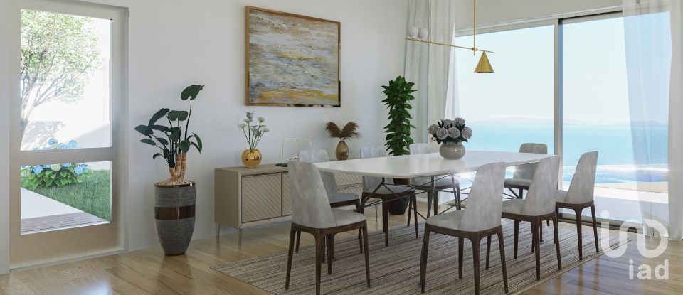 House T3 in Caniço of 149 m²