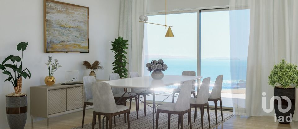 House T3 in Caniço of 149 m²