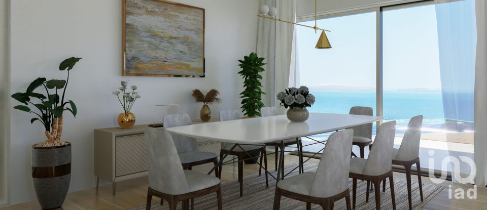 House T3 in Caniço of 149 m²