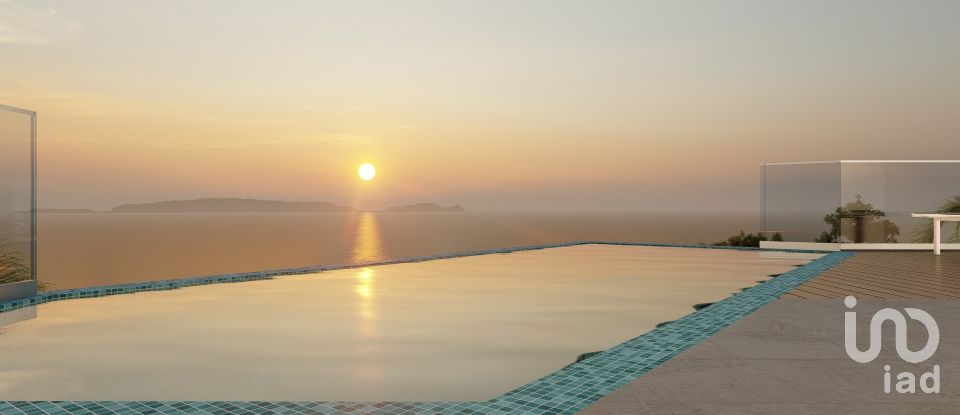 House T3 in Caniço of 149 m²