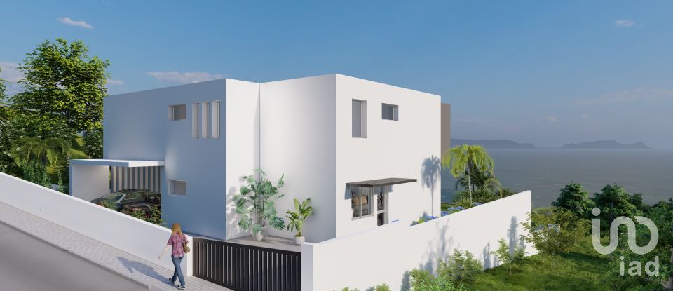 House T3 in Caniço of 149 m²