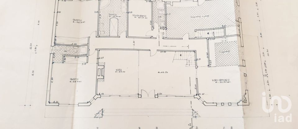 House T4 in Lamas e Cercal of 550 m²