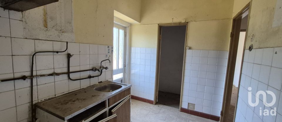 Bâtiment à Mira de Aire de 351 m²