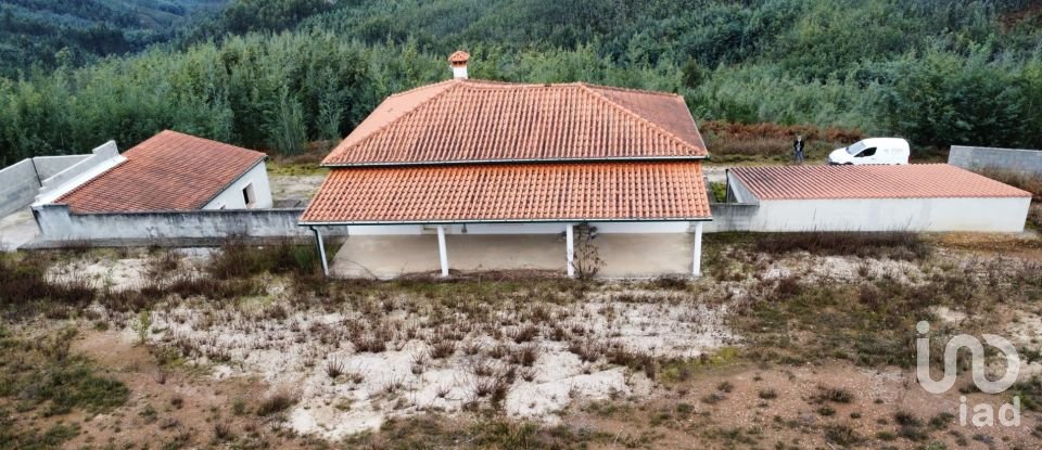 House T4 in Pedrógão Grande of 281 m²