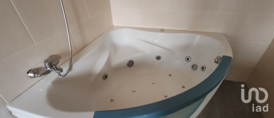 House T4 in Pedrógão Grande of 281 m²