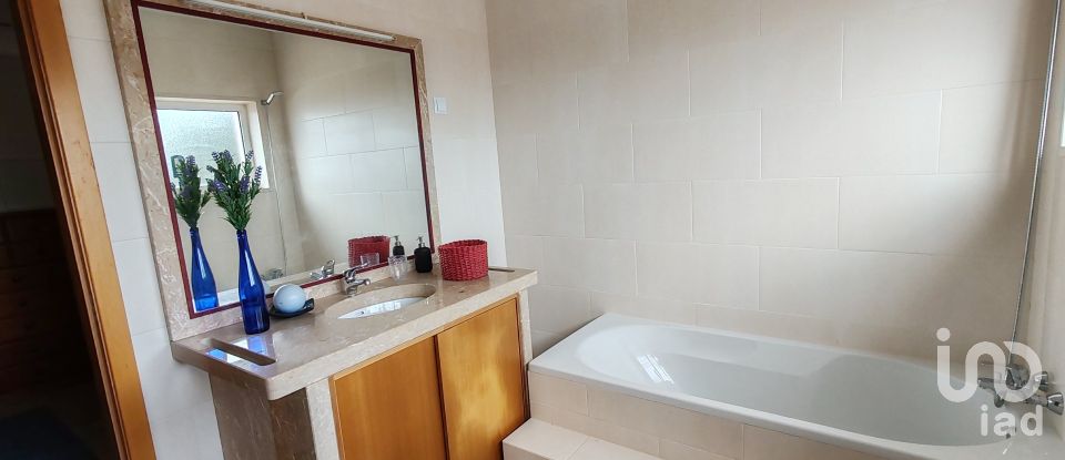 House T4 in Pedrógão Grande of 281 m²