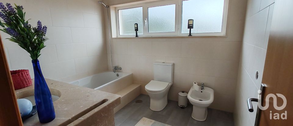 House T4 in Pedrógão Grande of 281 m²