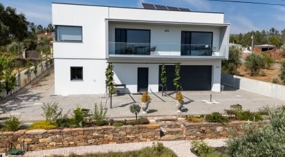 Moradia T4 em Sarzedo de 370 m²