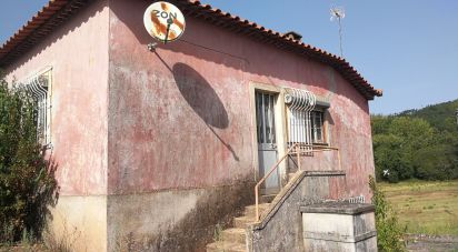 Gîte T5 à Maçãs de Dona Maria de 331 m²