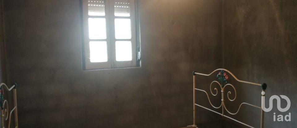 Gîte T5 à Maçãs de Dona Maria de 331 m²