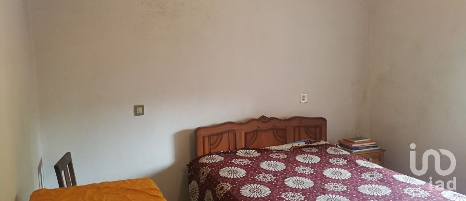 Gîte T5 à Maçãs de Dona Maria de 331 m²