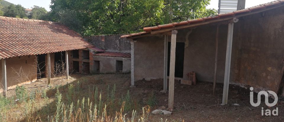 Gîte T5 à Maçãs de Dona Maria de 331 m²