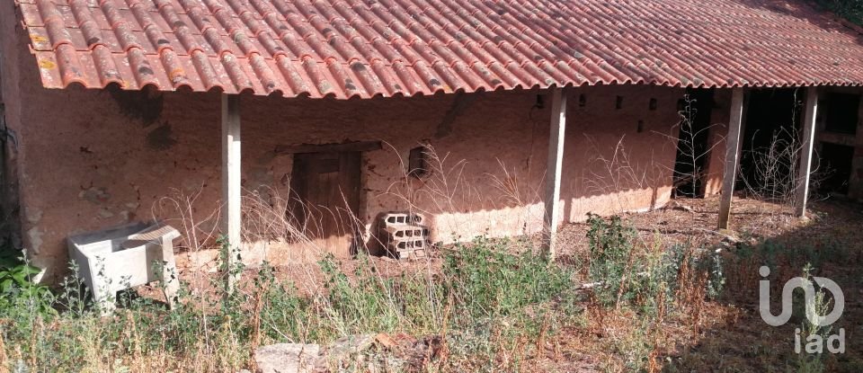 Gîte T5 à Maçãs de Dona Maria de 331 m²