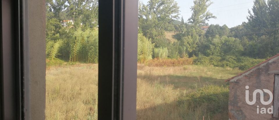 Gîte T5 à Maçãs de Dona Maria de 331 m²