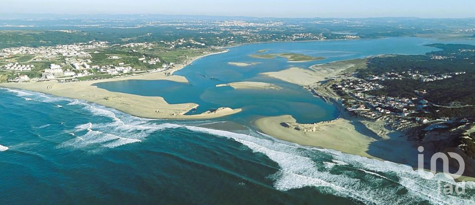 Casa T2 em Caldas da Rainha - Santo Onofre e Serra do Bouro de 107 m²