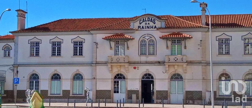 Casa T2 em Caldas da Rainha - Santo Onofre e Serra do Bouro de 107 m²