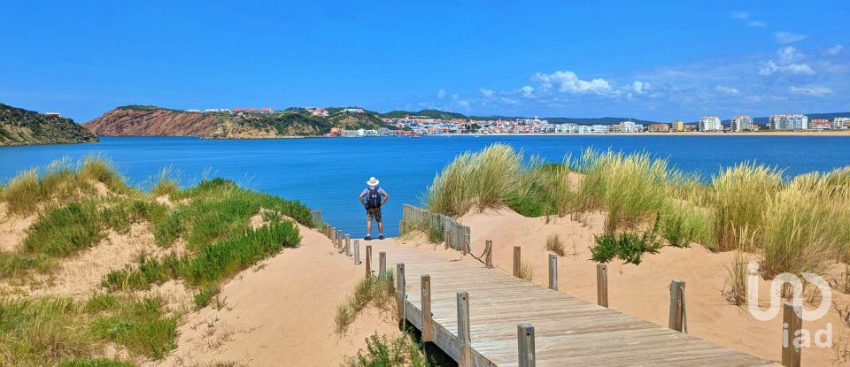 Casa T2 em Caldas da Rainha - Santo Onofre e Serra do Bouro de 107 m²