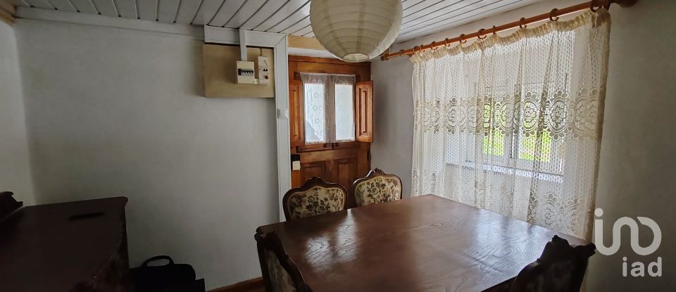 Moradia T2 em Góis de 61 m²