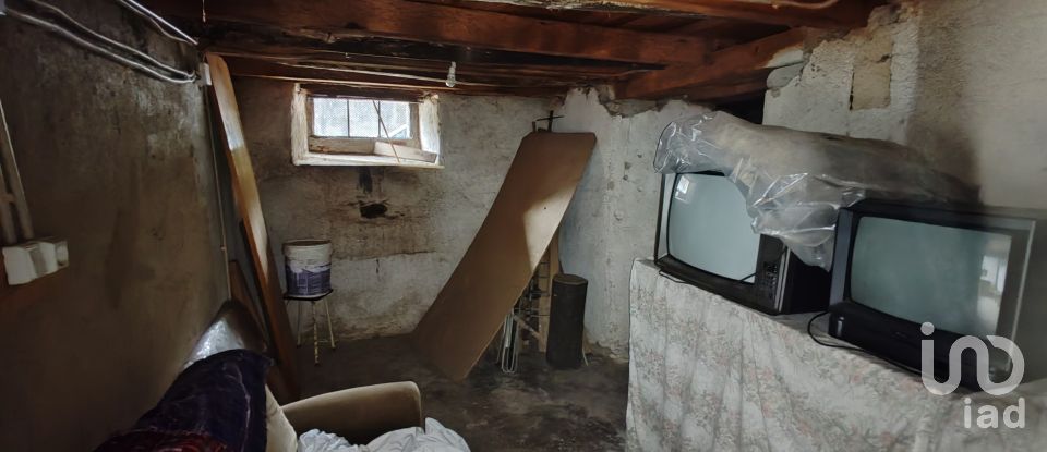 Moradia T2 em Góis de 61 m²