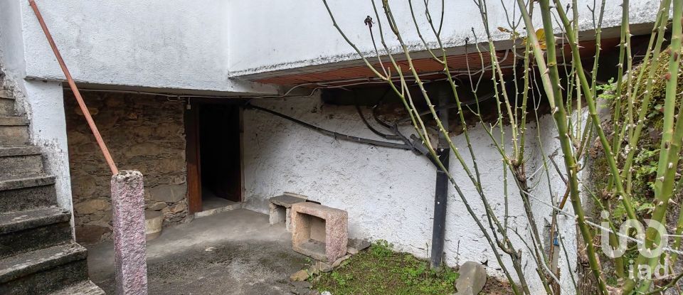 Moradia T2 em Góis de 61 m²