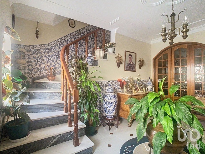 House T3 in Nossa Senhora da Conceição e São Bartolomeu of 298 m²